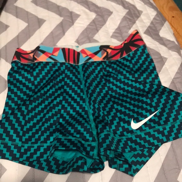 Nike Pants - XS rare Nike pros